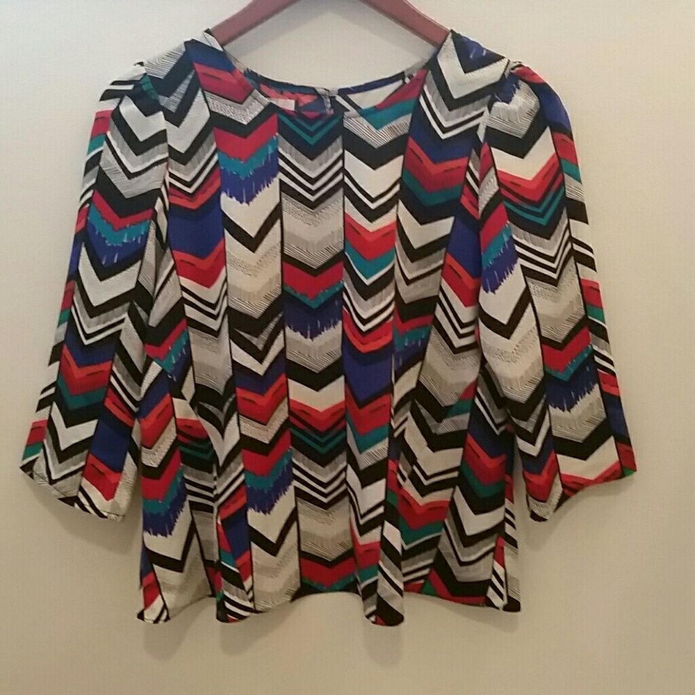 DV by Dolce Vita Chevron Multi-colored Print Small